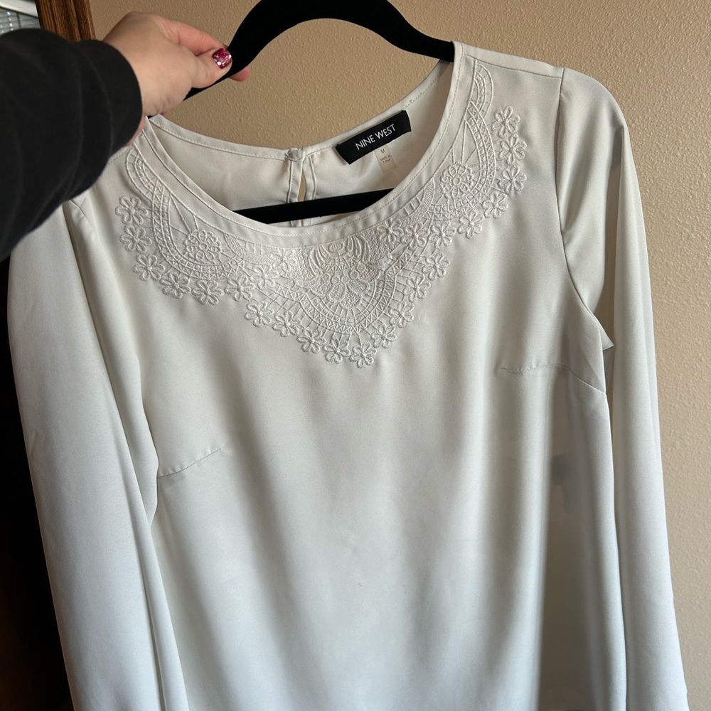 Nine West White Embroidered Women's Top
